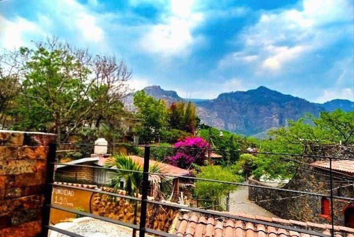 Hotel Casa Maximiliano Tepoztlán Exterior foto
